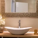 Villa Gabriel With Pool, Sauna, Jacuzzi Makarska