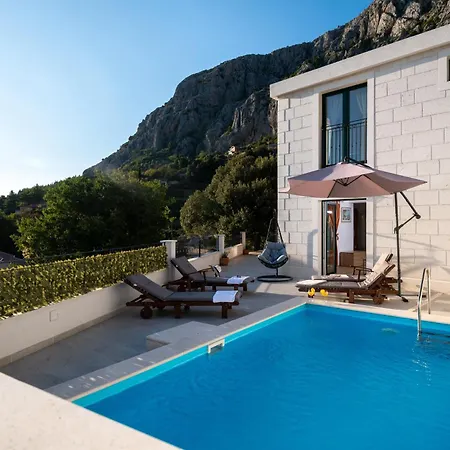 Vila Gabriel With Pool, Sauna, Jacuzzi *