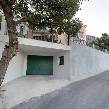Gabriel With Pool, Sauna, Jacuzzi * Makarska