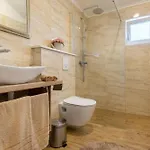 Villa Gabriel With Pool, Sauna, Jacuzzi Makarska